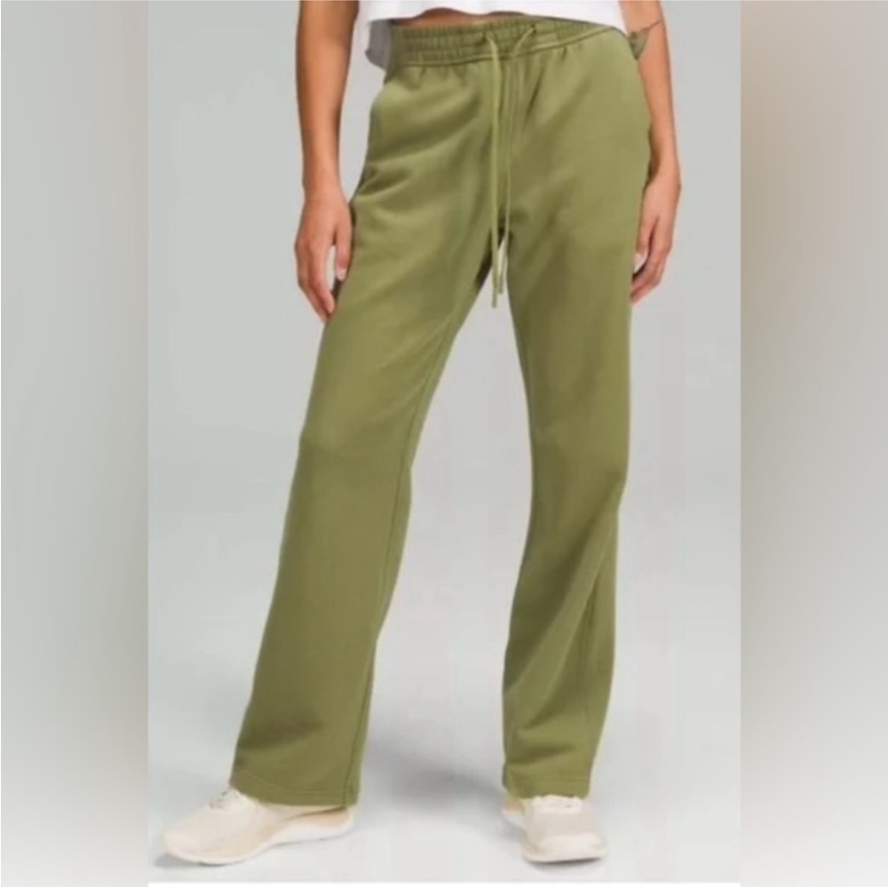 Lululemon Loungeful Sweatpants Women’s Size 6